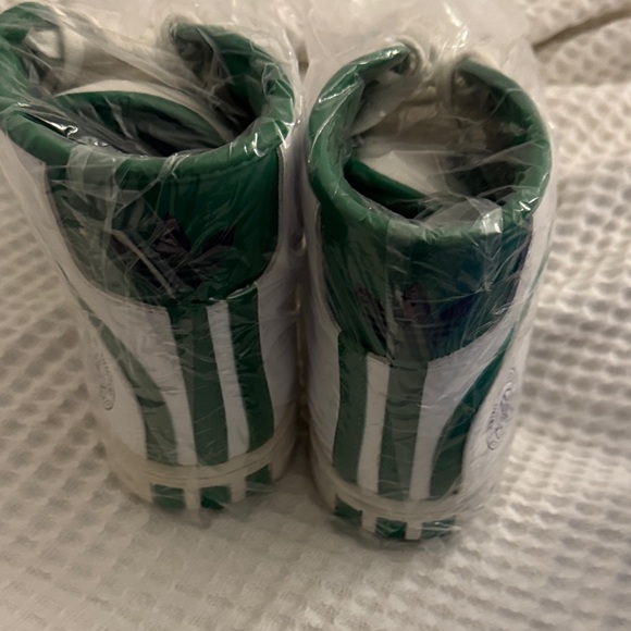 Adidas Men's White and Green High-Top Sneakers - Picture 4 of 5